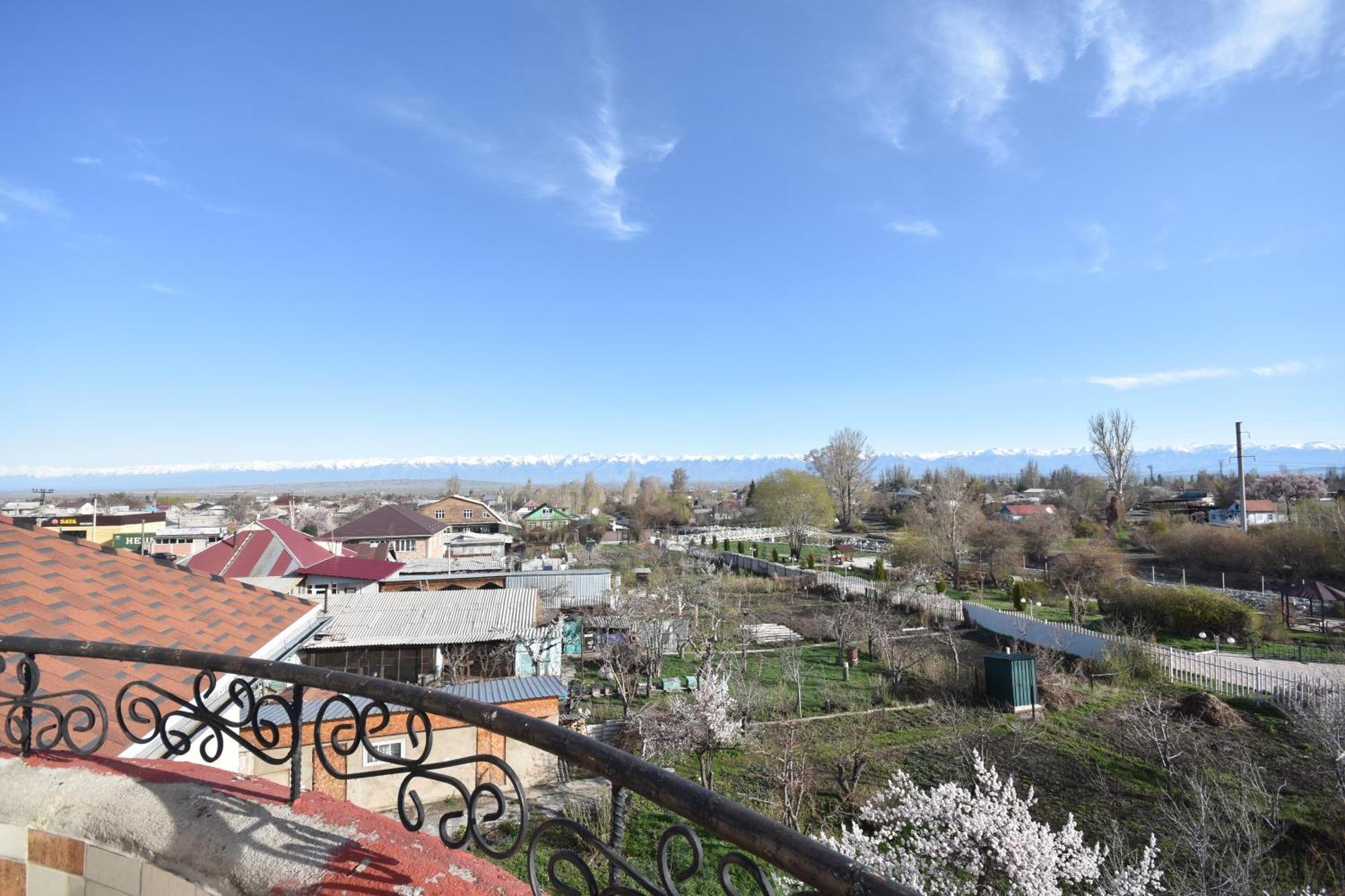 Riverside Karakol Esterno foto